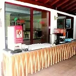 Ξενοδοχείο Glaros Αλάνια