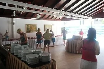 Glaros Hotel