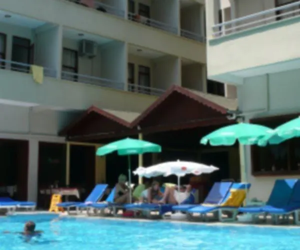 Ξενοδοχείο Glaros Αλάνια