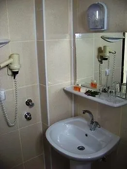 Glaros Ξενοδοχείο 2*