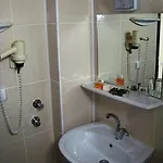 Glaros Hotel 2*